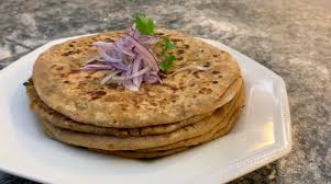 pyaj paratha